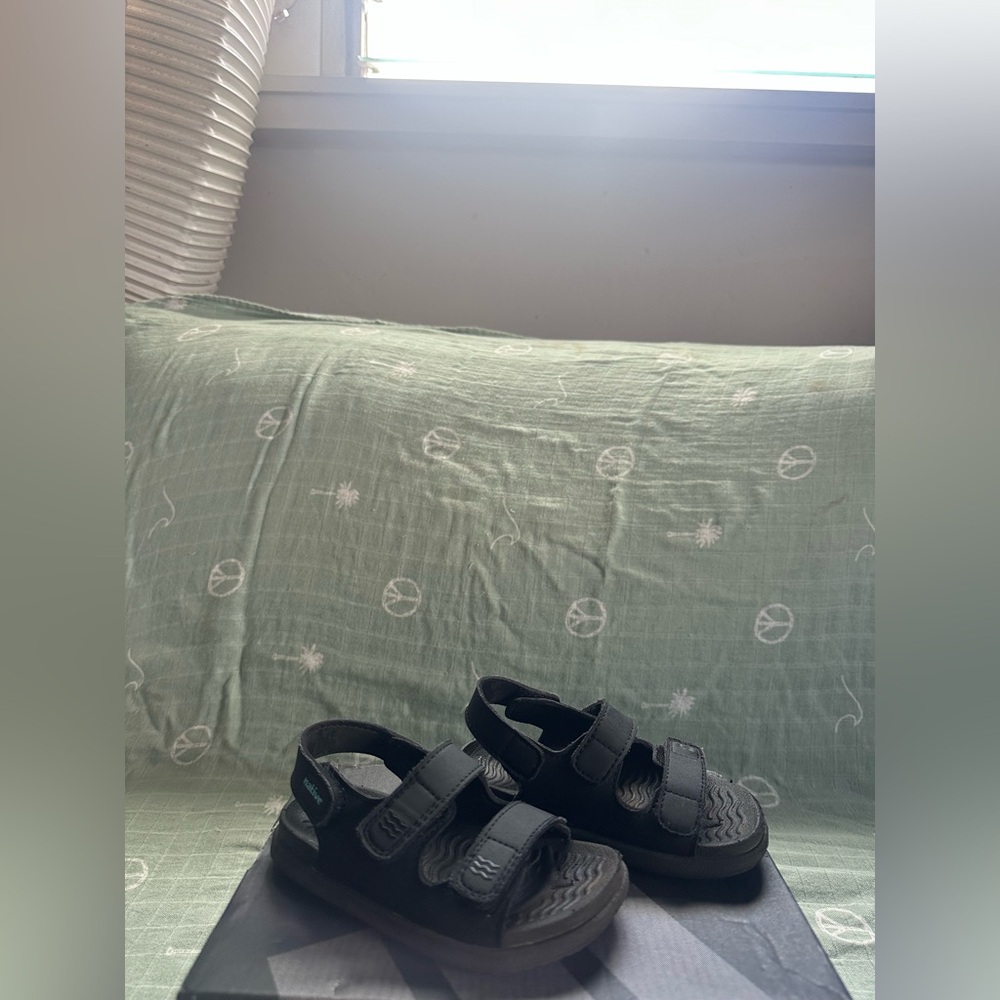 Native Black Kids Sandals